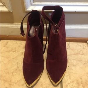 Maroon velvet type booties
